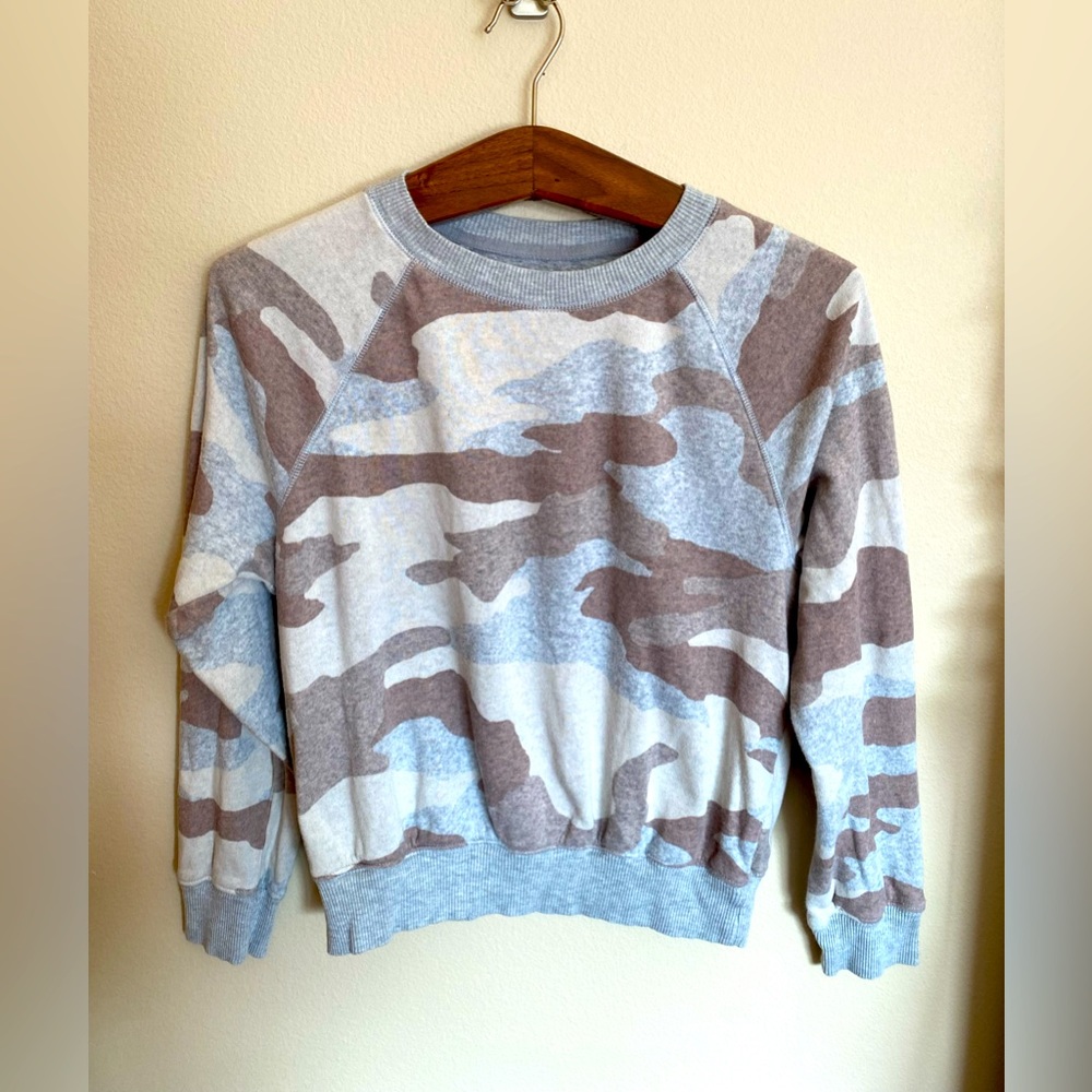 Women’s Aerie pullover